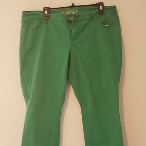 Women's Old Navy Rockstar Jeans size 18